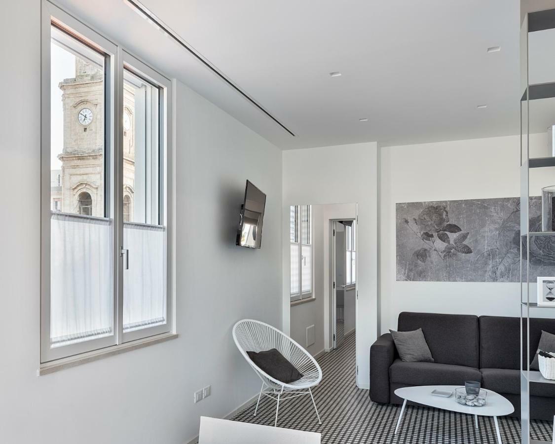 Attico Sul Porto Antico Apartment Monopoli Bagian luar foto