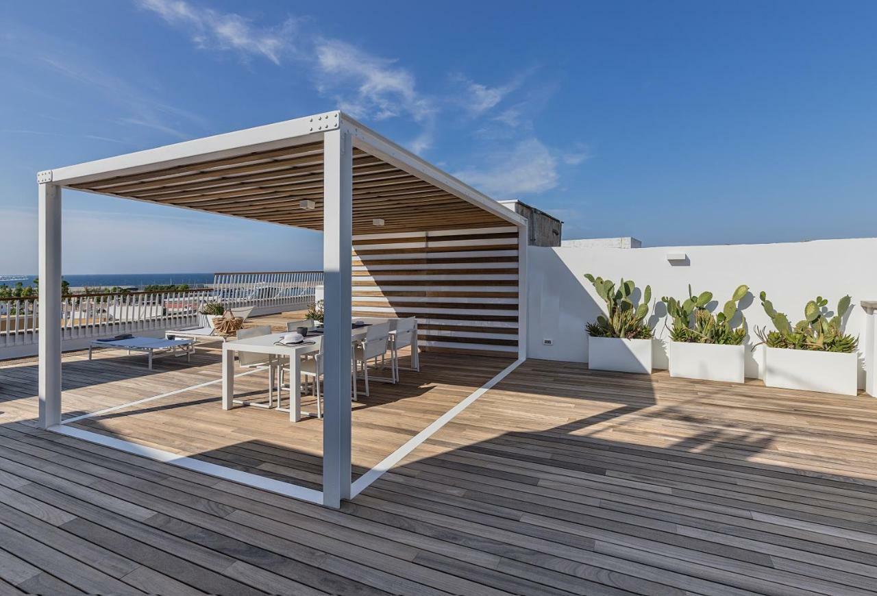 Attico Sul Porto Antico Apartment Monopoli Bagian luar foto